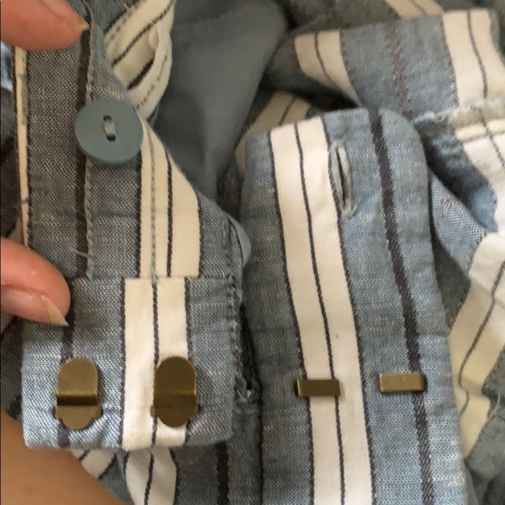 Loft Shorts - Picture 3 of 6